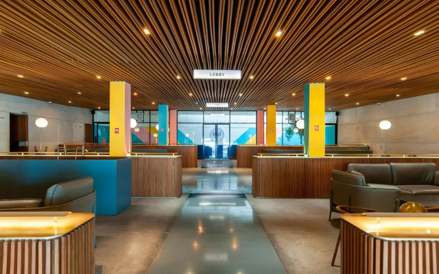 Sans Hotel Finest Medan