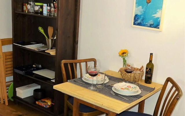 Lovely, central apartment with balcony