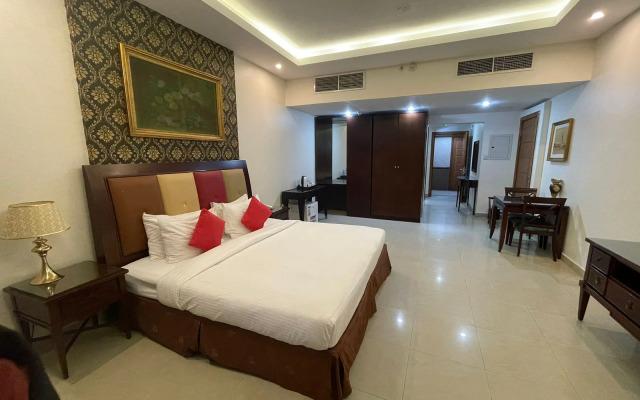 Clifton International Hotel