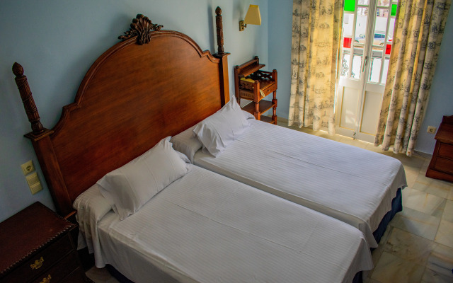 Hotel Playa De Regla