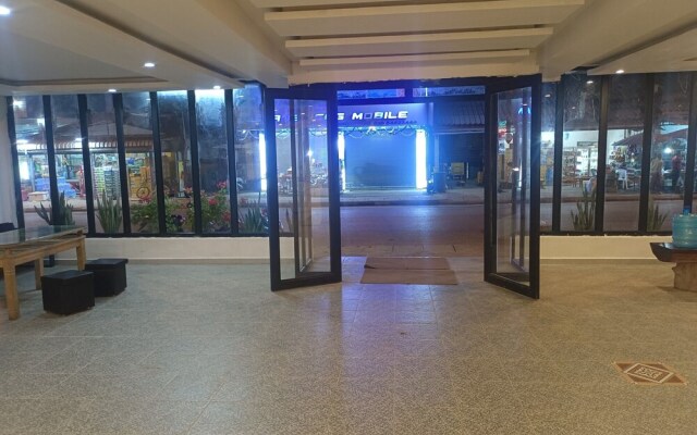 Vang Vieng Trendy Hotel