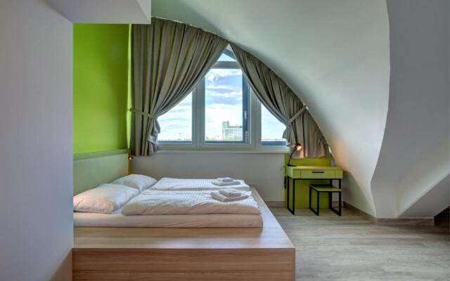 MEININGER Hotel Munich Olympiapark