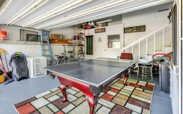 Grill & Games: Family-friendly Flagstaff Getaway!