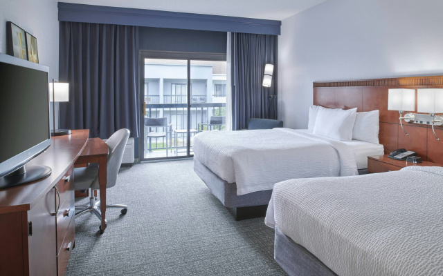 Courtyard by Marriott Detroit Troy