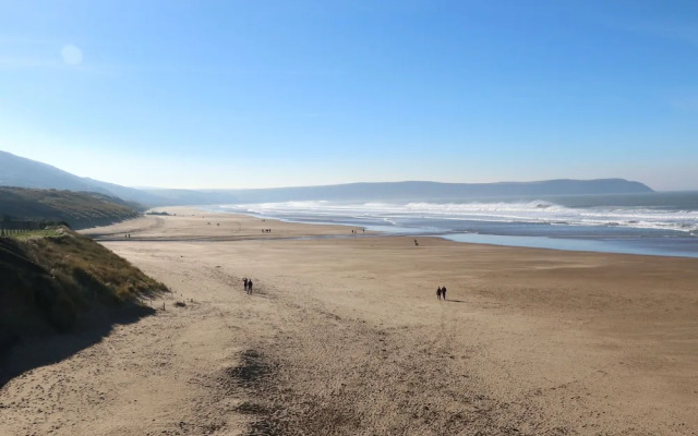 Val's Seaview