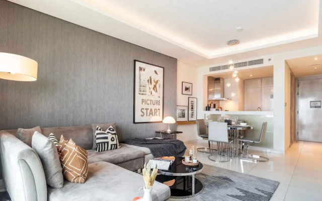 2BR Apt at Paramount with Stunning Views