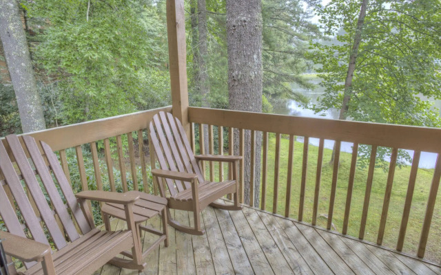 Foxhunt at Sapphire Valley