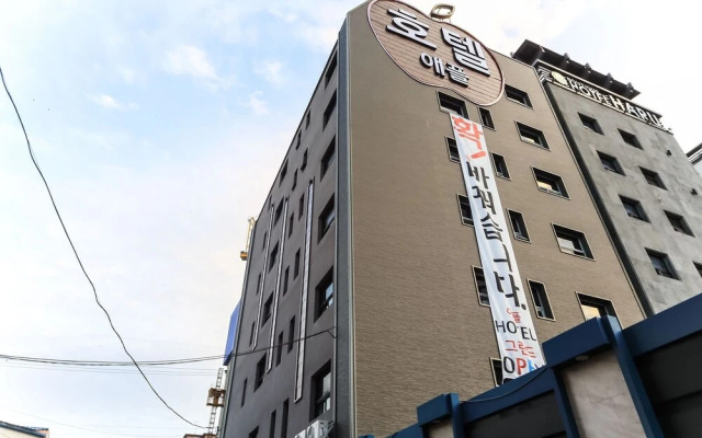 hotelImage