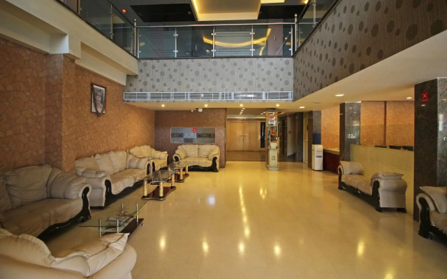 Hotel Mint Park Blue by OYO