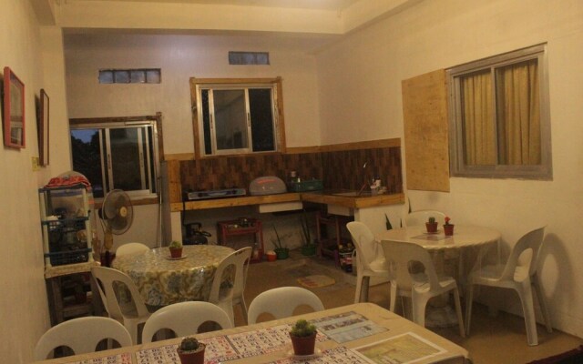 Maraño's Hometel