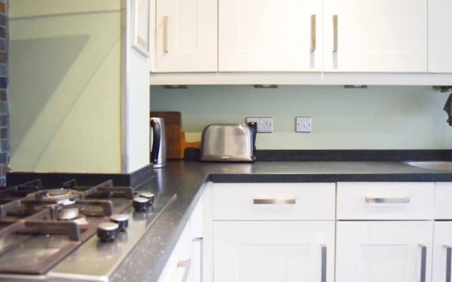 Lovely 1 Bedroom Flat in Wimbledon