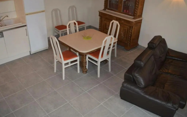 Gîte Huismes, 3 pièces, 5 personnes - FR-1-381-370