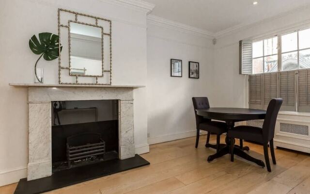 Beautiful 3Br House In Knightsbridge