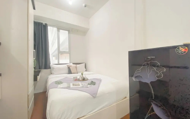 Stategic Studio Apartment at Menteng Square