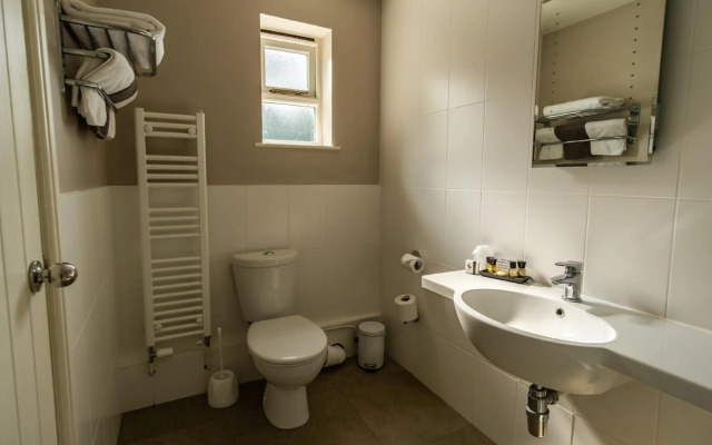 Donington Park Farmhouse Hotel