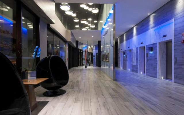 Radisson Blu Belo Horizonte, Savassi