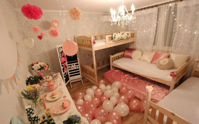 Unni House