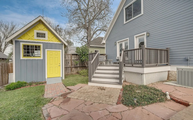 Brenham Rental w/ Deck & Yard < 1 Mi to Downtown!