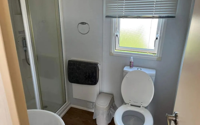 Budget 3 Bedroom Caravan With Decking at Heacham