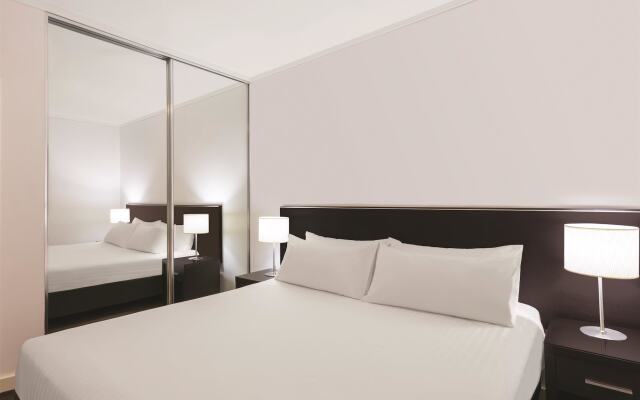 Adina Apartment Hotel Perth - Barrack Plaza