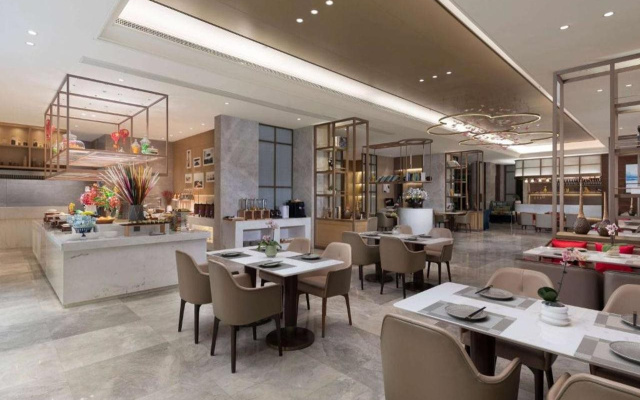 Ramada by Wyndham Zhumadian West Station