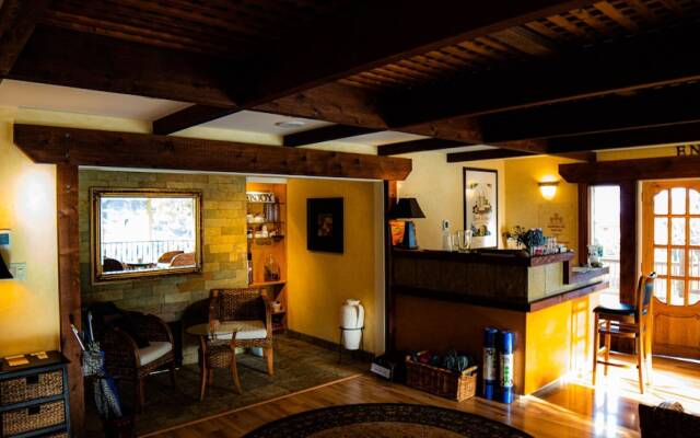 Galiano Oceanfront Inn & Spa