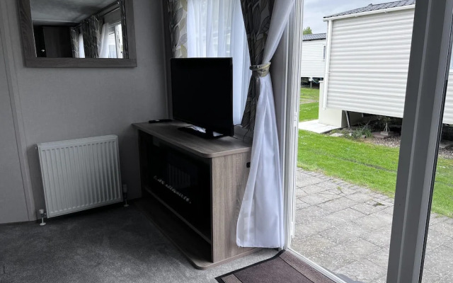 Fantastic Family 3-bed Static Caravan Cooper bea
