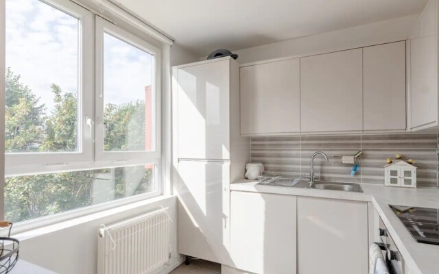 Cosy 3 Bedroom Flat in North London