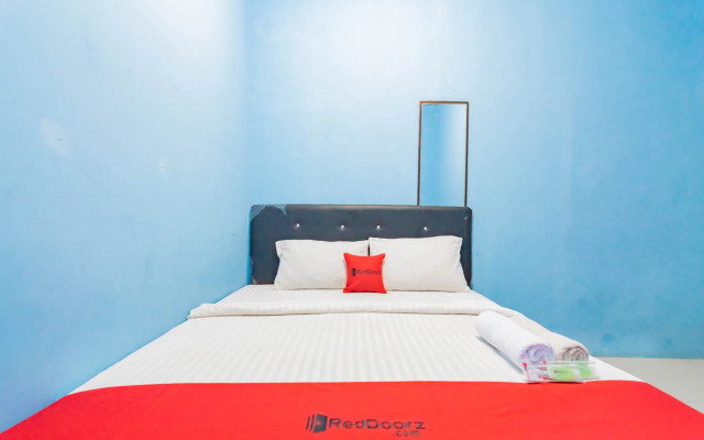 RedDoorz Syariah @ Jl Pangeran Hidayatullah Cianjur