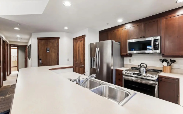 Main Street Junction 19 2 Bedroom Condo