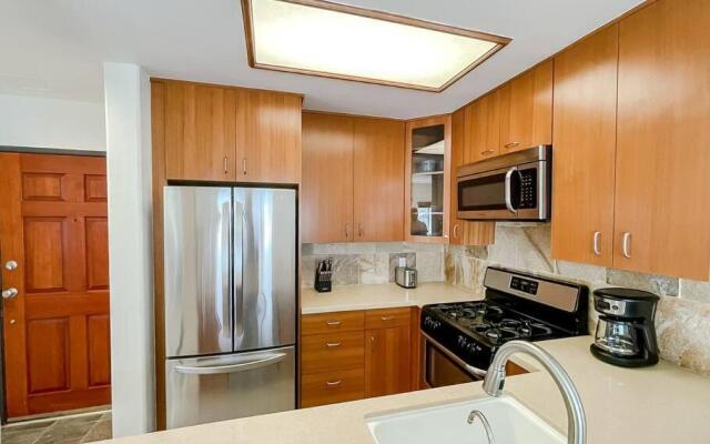 Supreme 2BD/3BA Condo - Los Angeles