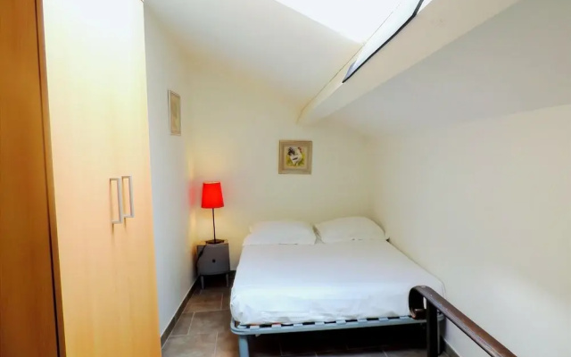 Authentic Stone Mas Retreat