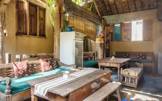 TwoSpaces Living at Wave and Chill House, Canggu