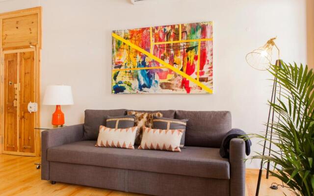 Charming Flat with Balconies Central Chiado District 2 Bedrooms & AC 19th Century Building