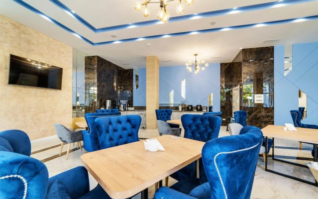 Grand Sapphire Village