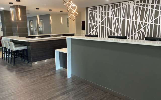 Best Western Plus Executive Residency Antioch Inn