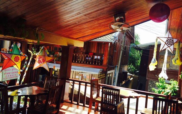 Apple Guesthouse