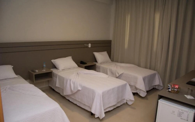 Pak Suítes Hotel