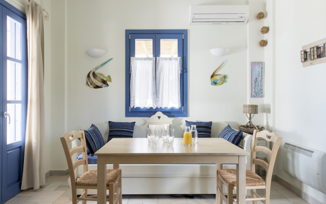 Earino Suites and Villas