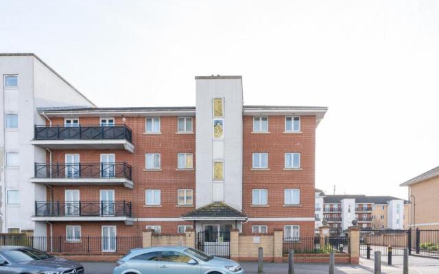 Suites by Rehoboth - Abbey Wood Station - London Zone 4