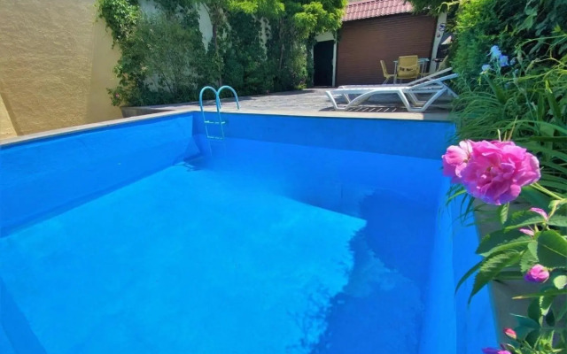 Large 5 bedroom VIP Villa 2