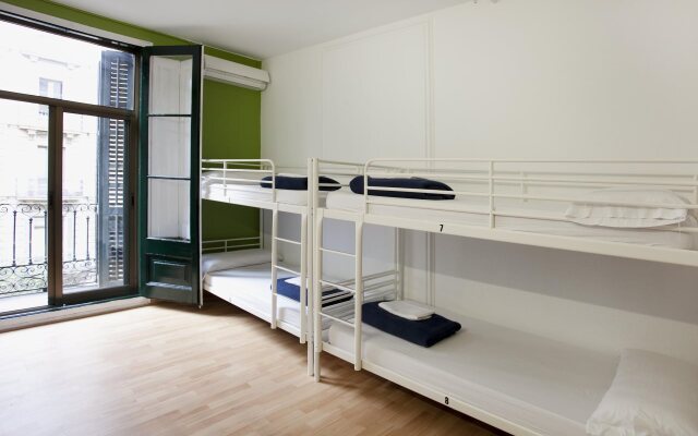 Sant Jordi Hostel Alberg