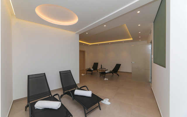 Bondi in Supetar with 4 bedrooms and 4 bathrooms