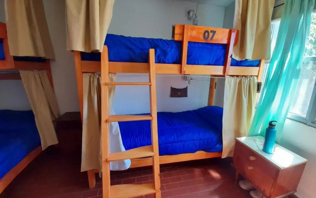Hostel 64Bigua B&B