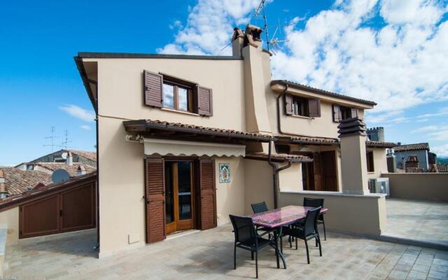 Casa Vacanza La Piazza