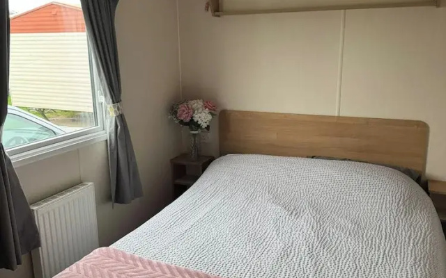 Seaside Charm Cabin Retreat in Rhyl