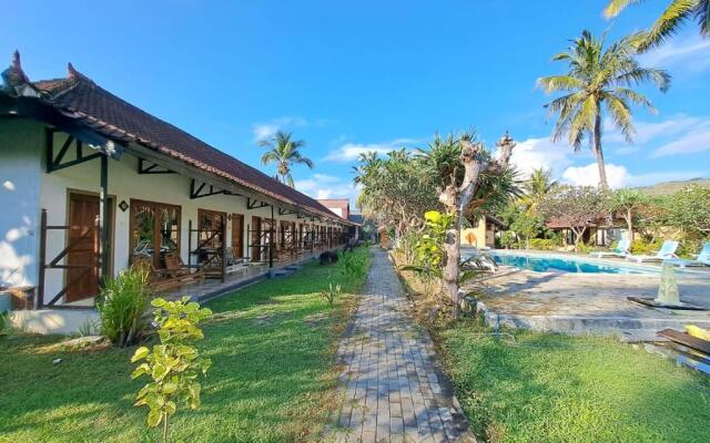 Surfers Beachfront Lombok