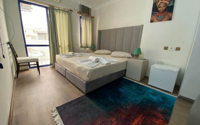 Ada Corner Hotel