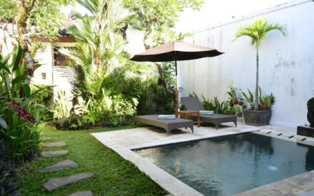 Villa Kembali