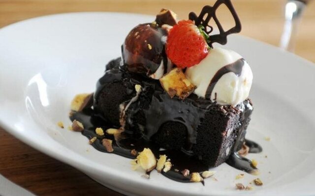 National Hotel Complex